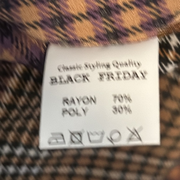 Black Friday long sleeves Blouse. Size M no tag with the size on it. NWOT. - Picture 7 of 9